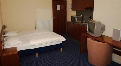 Hotel Royal Zelzate Bagian luar foto